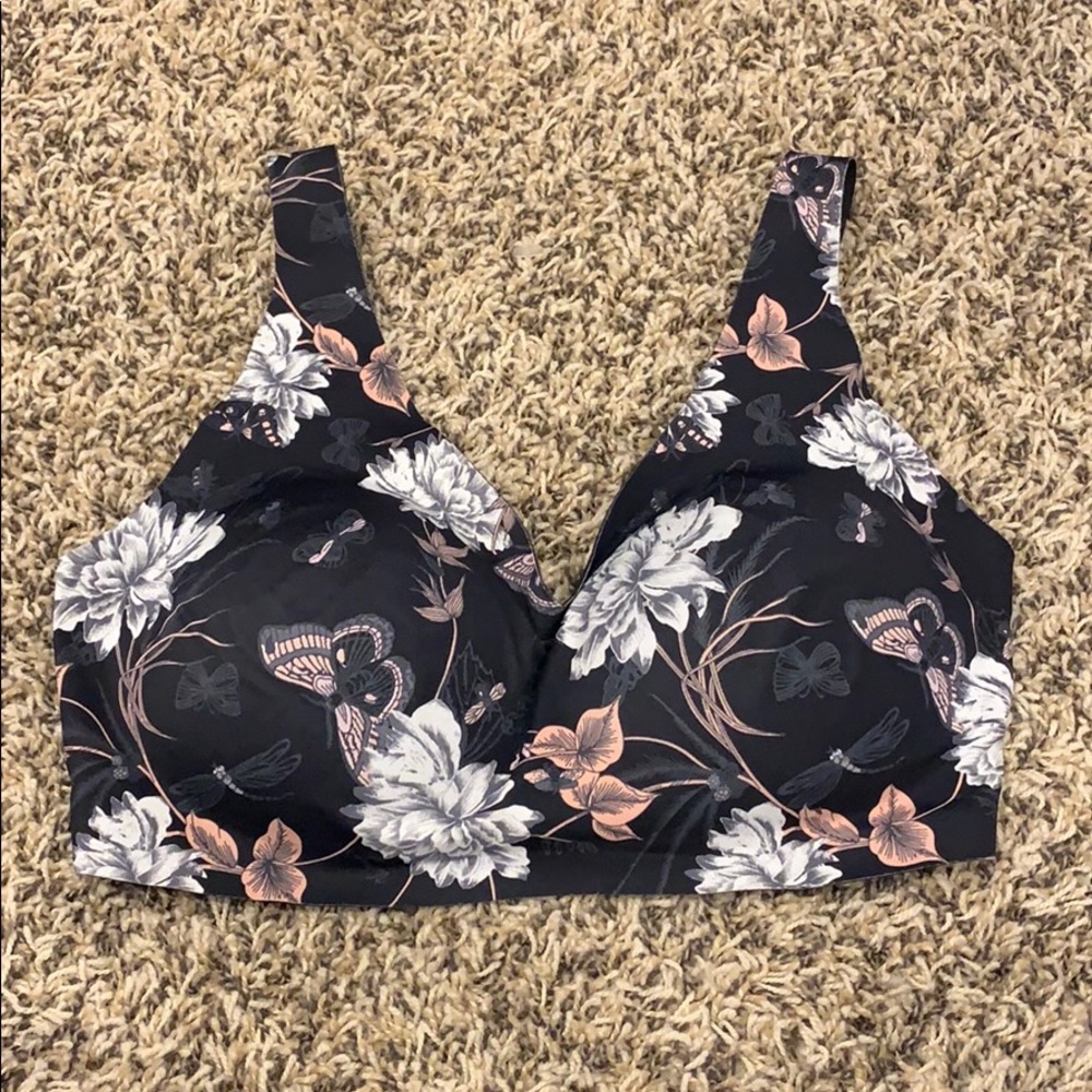 Victoria’s Secret Bralette size 34DDD